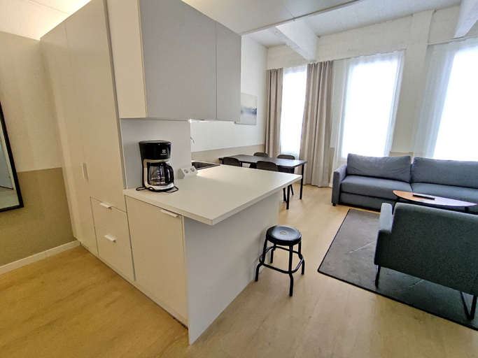 Dining Room 27
