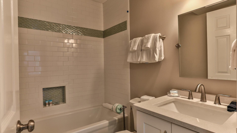 Bathroom 4, Southbay by the Gulf 131, Okaloosa