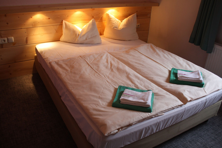 Bedroom 3, Ferienstudio, Erzgebirgskreis