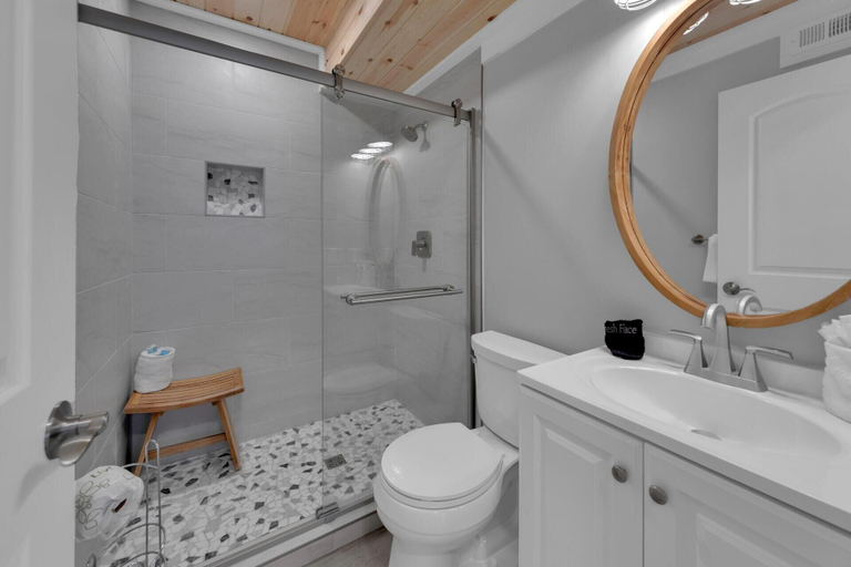 Bathroom 4, Southbay by the Gulf 101, Okaloosa