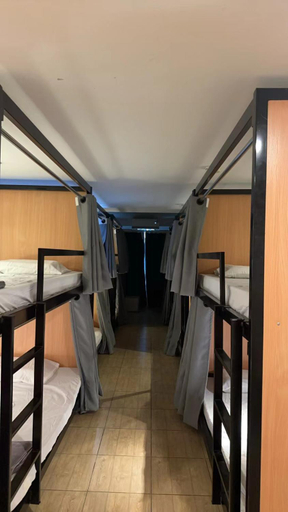Bedroom 12