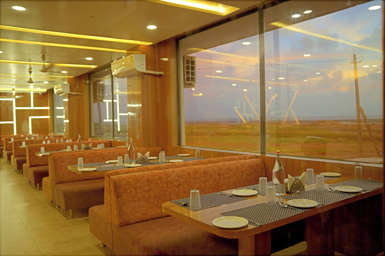 Food & Drinks 5, The Sky Comfort Beach Hotel, Dwarka, Devbhumi Dwarka