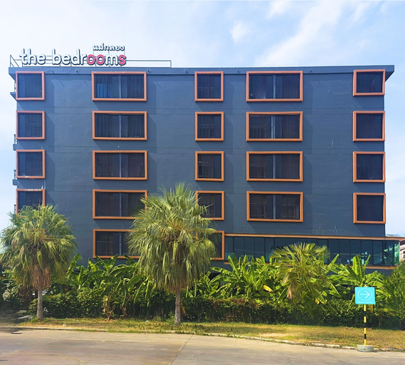 The Bedrooms Maeklong Service Apartment, Muang Samut Songkhram