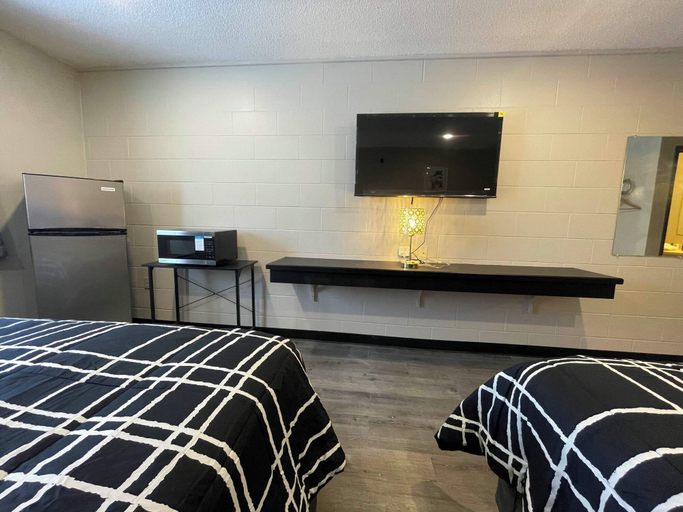 Bedroom 4, Guest Lodge, Ward