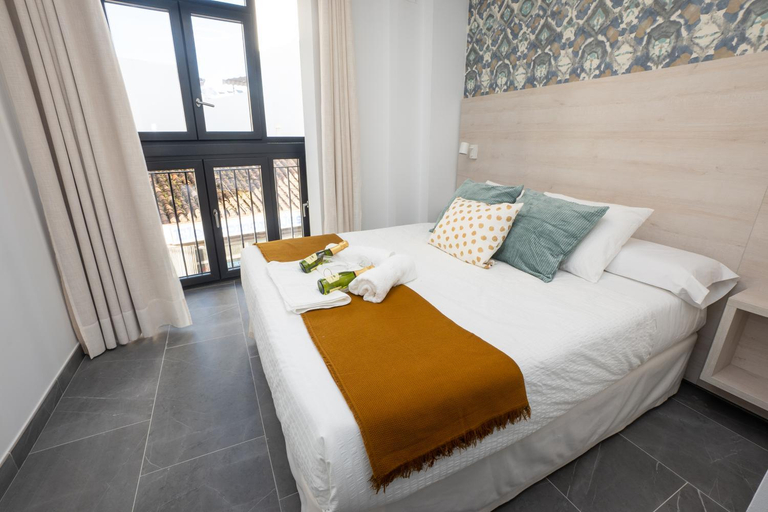 Others 5, NERJA-CENTRO-JACUZZI- MIRADOR DE LA ERMITA- Adults Recommended, Málaga