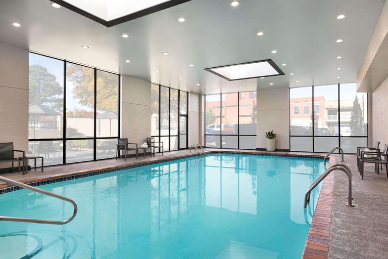 Sport & Beauty 2, Wyndham Fort Smith, Sebastian