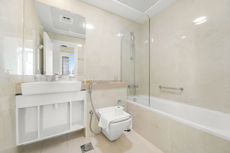 Bathroom 5, Silkhaus Botanica Tower, Dubai Marina, Dubai
