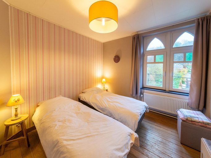 Room 4, Holiday Home With Character in Stavelot, Liège