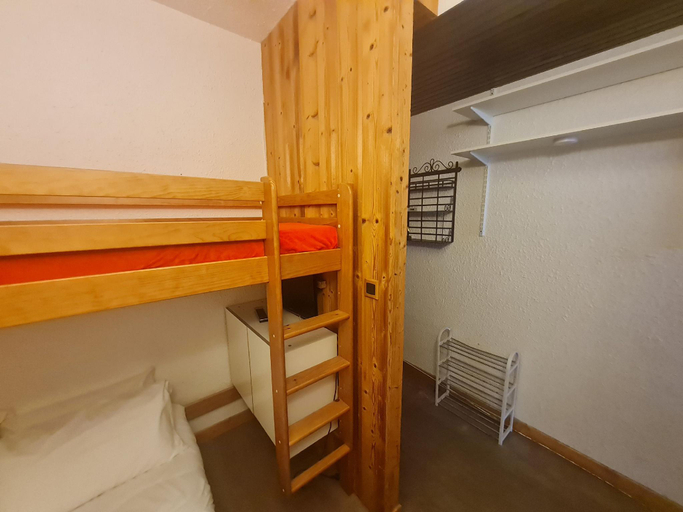 Bedroom 3, Studio 4/5 ppl near the ski runs, Isère