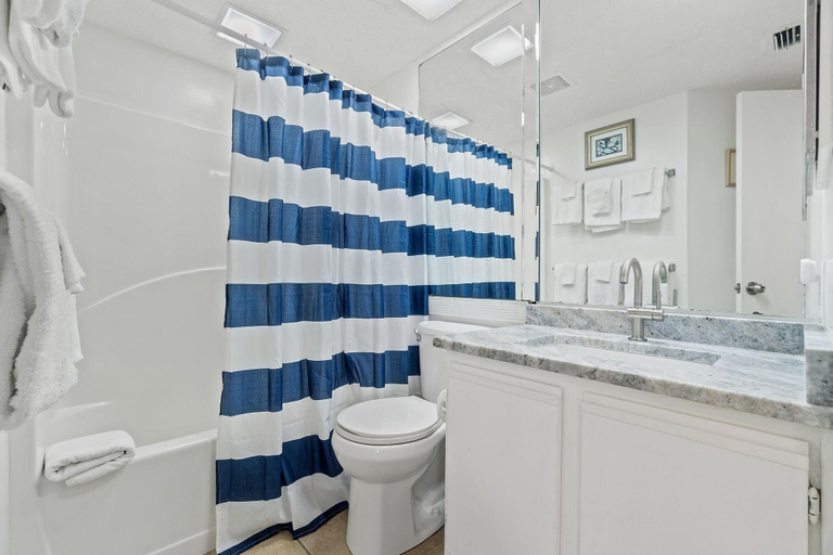 Bathroom 3, Windward Pointe 603, Baldwin