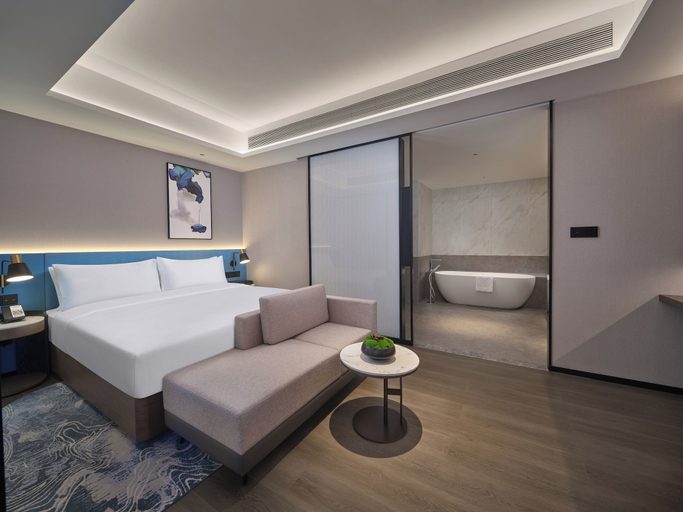 Bedroom 2, Hilton Garden Inn Ji'nan High-Tech Zone, Jinan