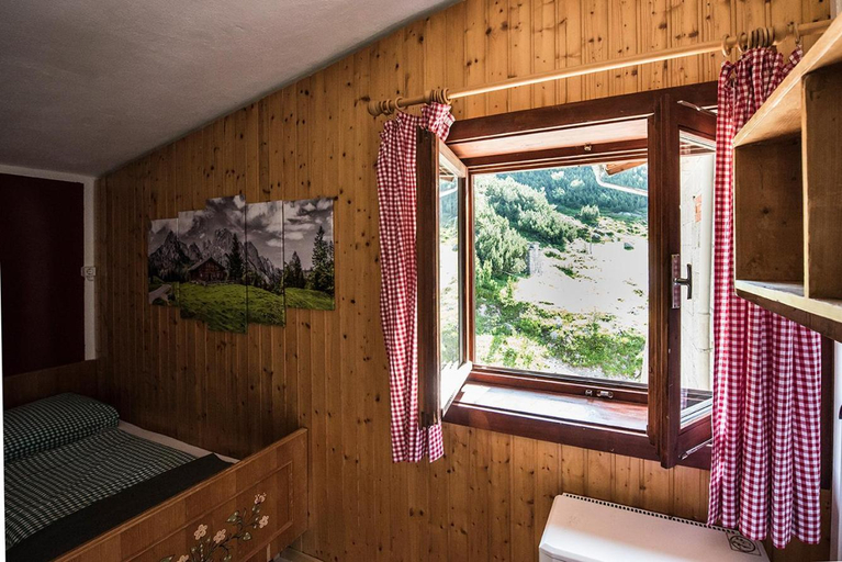 Bathroom, Gjaid-Alm 1739m am Dachstein-Only Accessible by Cable Car, Gmunden