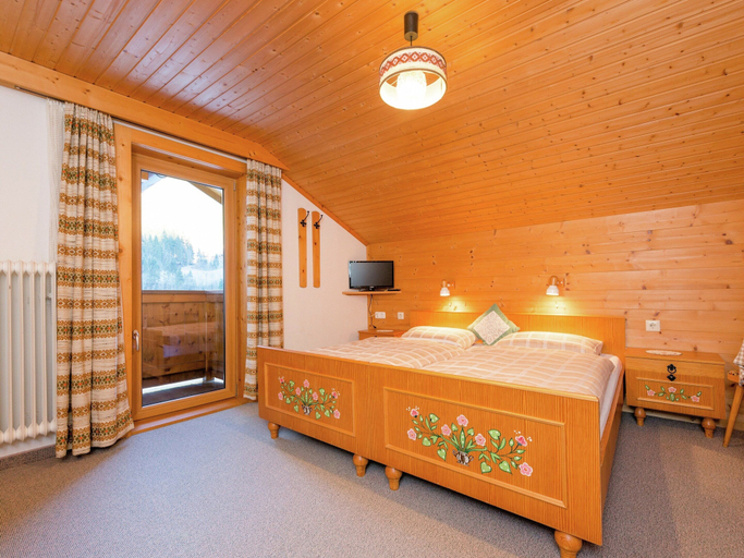 Bedroom 3, Cozy Apartment in Wald- Konigsleiten, Zell am See