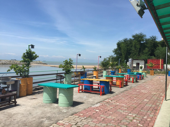 Food & Drinks 5, Mabohai Resort Klebang, Malacca City