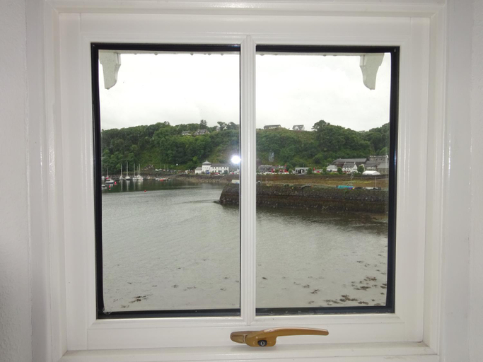 Others 3, Tobermory Youth Hostel, Argyll and Bute