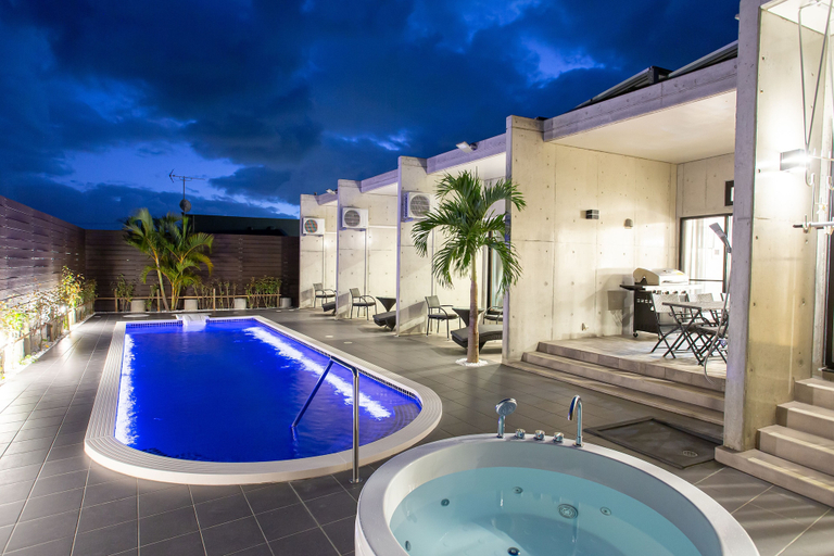 Sport & Beauty 1, Sumuide Terrace H, Nago