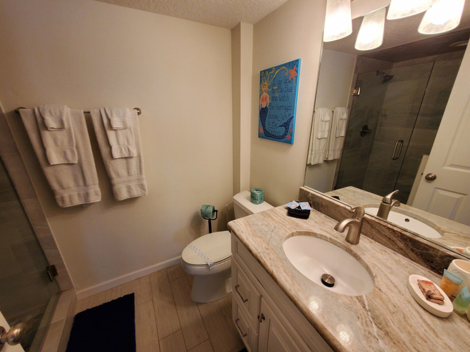 Bathroom 4, Summerhouse 104, Saint Johns