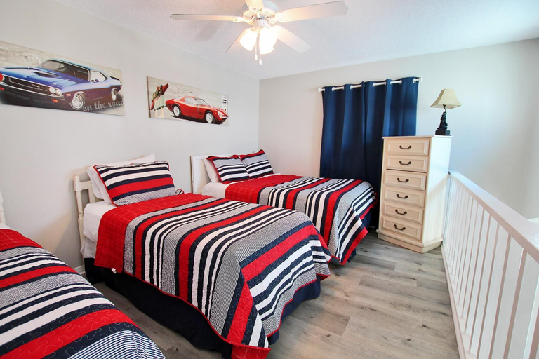Bedroom 1, Sundial G3, Baldwin