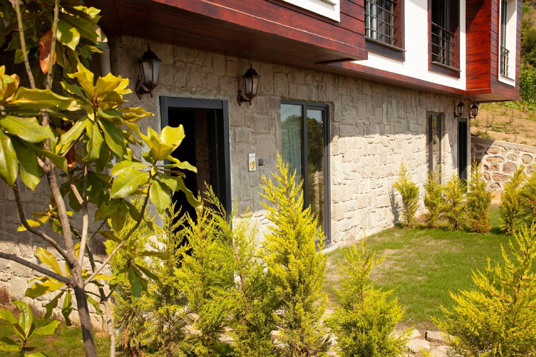 Facilities 3, STONE VILLAGE, Arsin