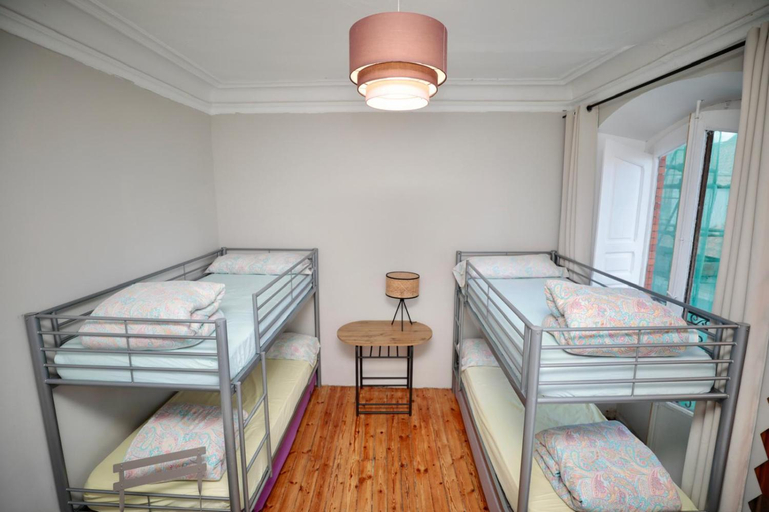 Others 5, ThePlacetoBe B&B, Valladolid