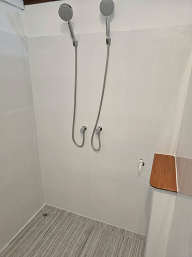 Bathroom 13