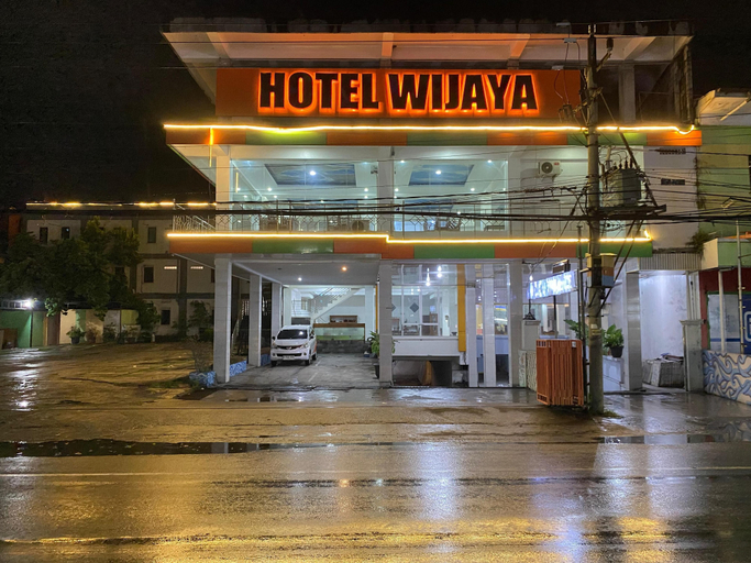 Exterior & Views 1, New Wijaya Hotel, Sleman