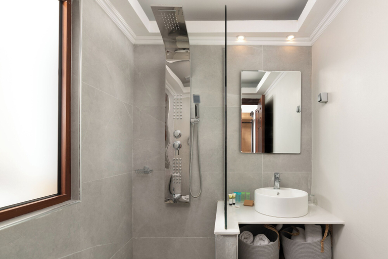 Bathroom 4, Costa Lindia Beach Resort, South Aegean