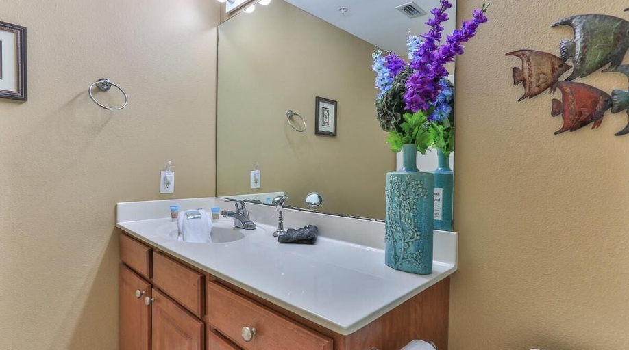 Bathroom 3, Beach Resort 507, Walton