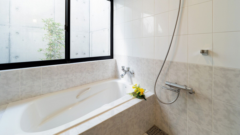 Bathroom 3, Sumuide Terrace H, Nago