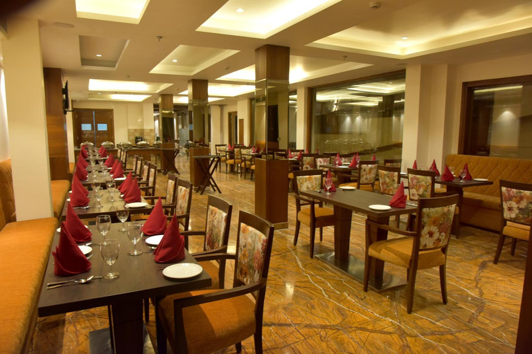 Food & Drinks 5, Royale Retreat Hotel And Spa Near Mall, Shimla