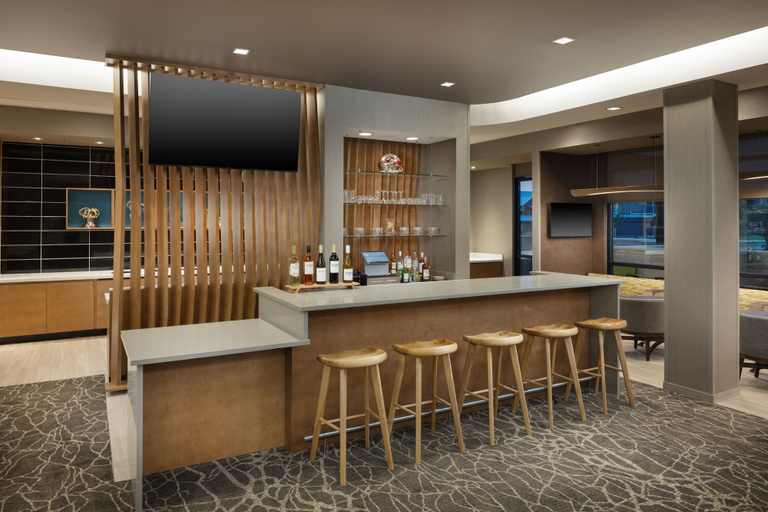Food & Drinks 4, SpringHill Suites by Marriott Bowling Green, Warren