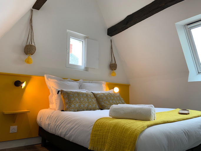 Bedroom 8