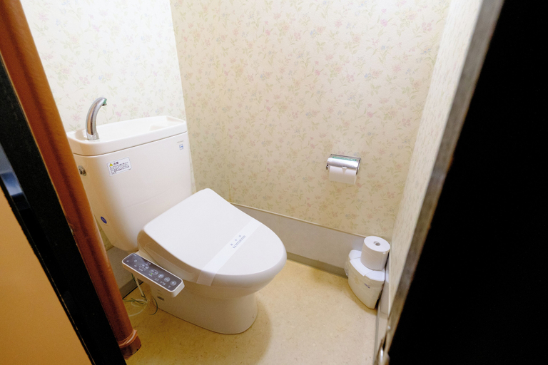 Bathroom 5, Mitsui Bekkan, Sakaiminato
