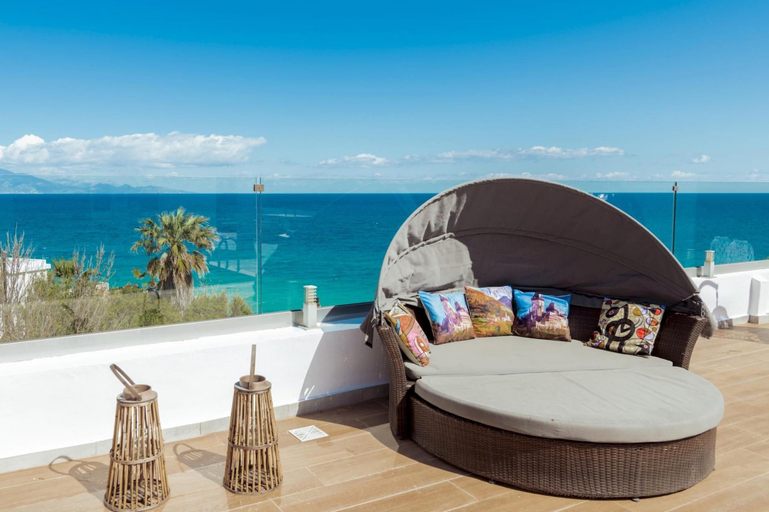 Room 4, Luxury Villa Cavo Mare Thalassa With Private Pool Jacuzzi, Ionian Islands