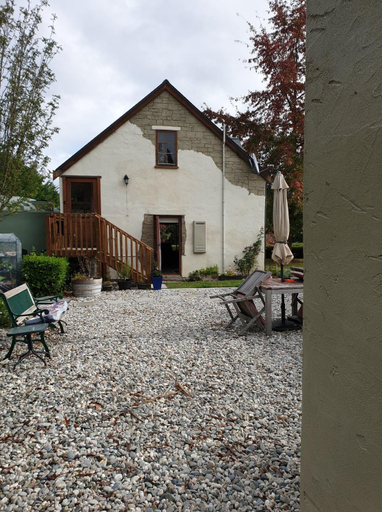 Exterior & Views 3, Rail Trail Retreat Loft, Central Otago