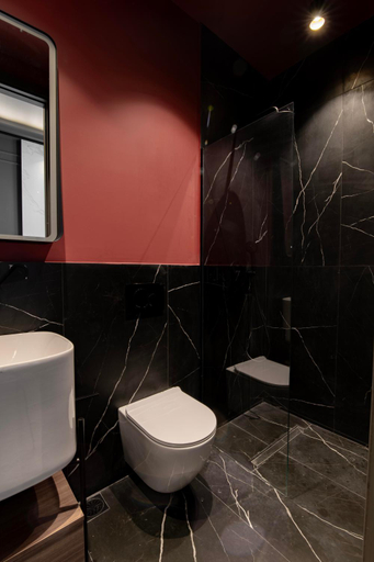 Bathroom 5, Athens Icon Collection, Attica