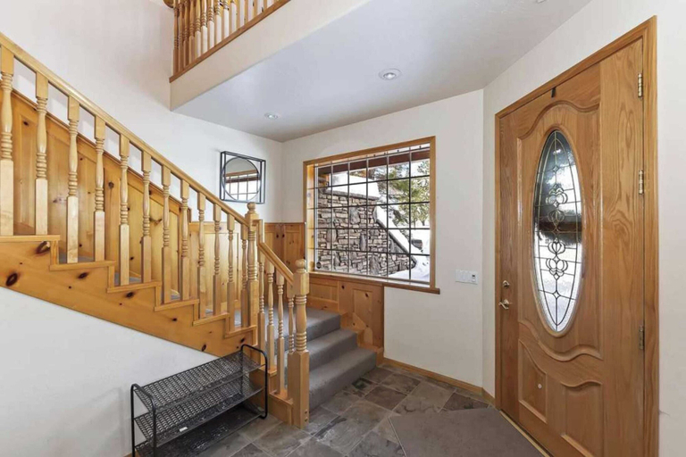 Others 5, Zen Den by Avantstay Entertainers Home in Ideal Big Bear Location w/ Hot Tub, San Bernardino