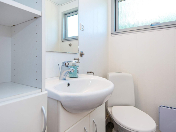 Bathroom, 6 Person Holiday Home in Ebeltoft, Syddjurs