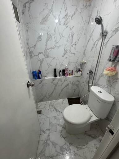 Bathroom, 2 BR Apartemen Bassura Fortuna, East Jakarta