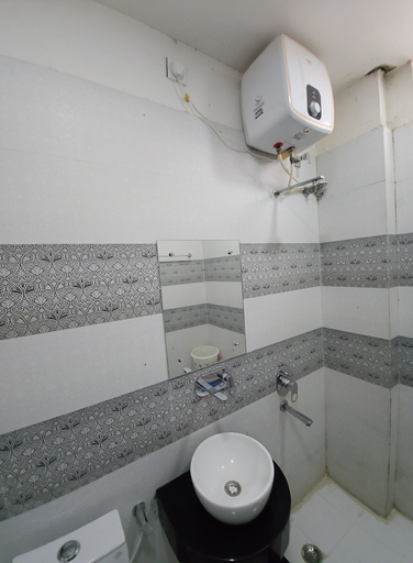 Bathroom 6