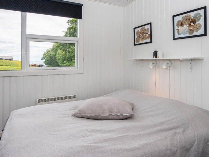 Bedroom 2, 5 Star Holiday Home in Hejls, Kolding