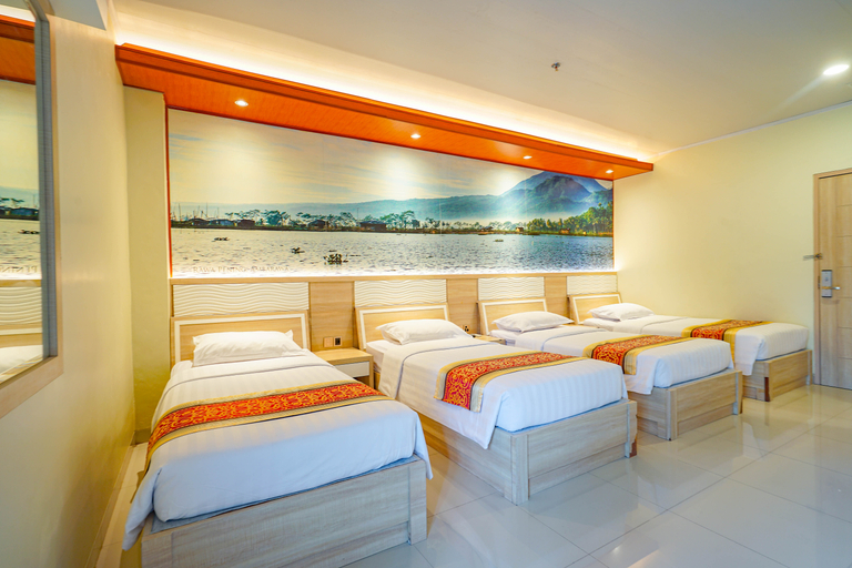 Bedroom 13