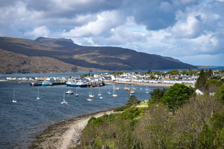 Others 4, Ullapool Youth Hostel, Highland