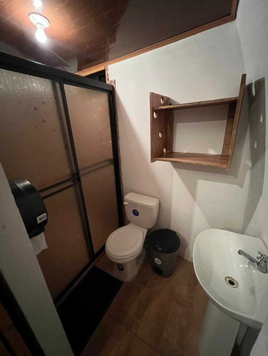 Bathroom 3, Cabañas La Laguna Lodge, Cartago