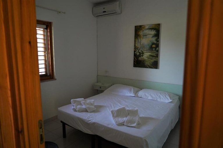 Bedroom 4, Villaggio le Palatine, Matera