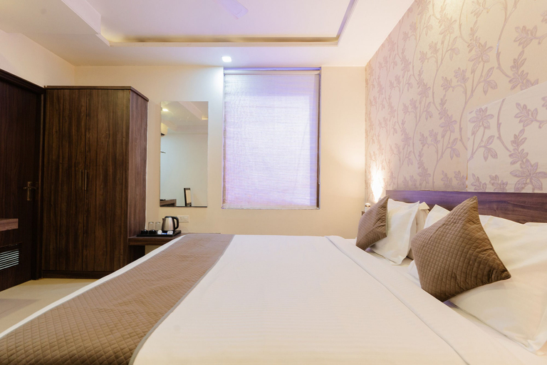 Bedroom 4, Fabhotel Signature Inn, Jaipur