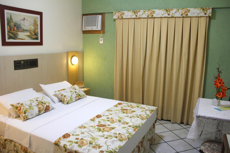 Bedroom 15