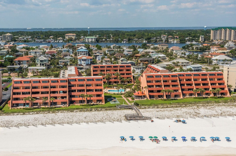 Exterior & Views 2, Aegean 105, Okaloosa