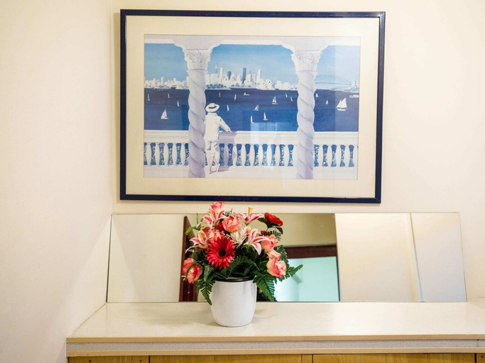 Others 5, Lovely Studio in London With Patio, London