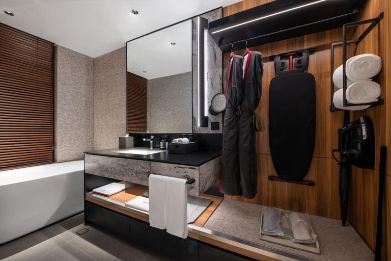 Bathroom 5, IntercityHotel Shenzhen Bay, Shenzhen